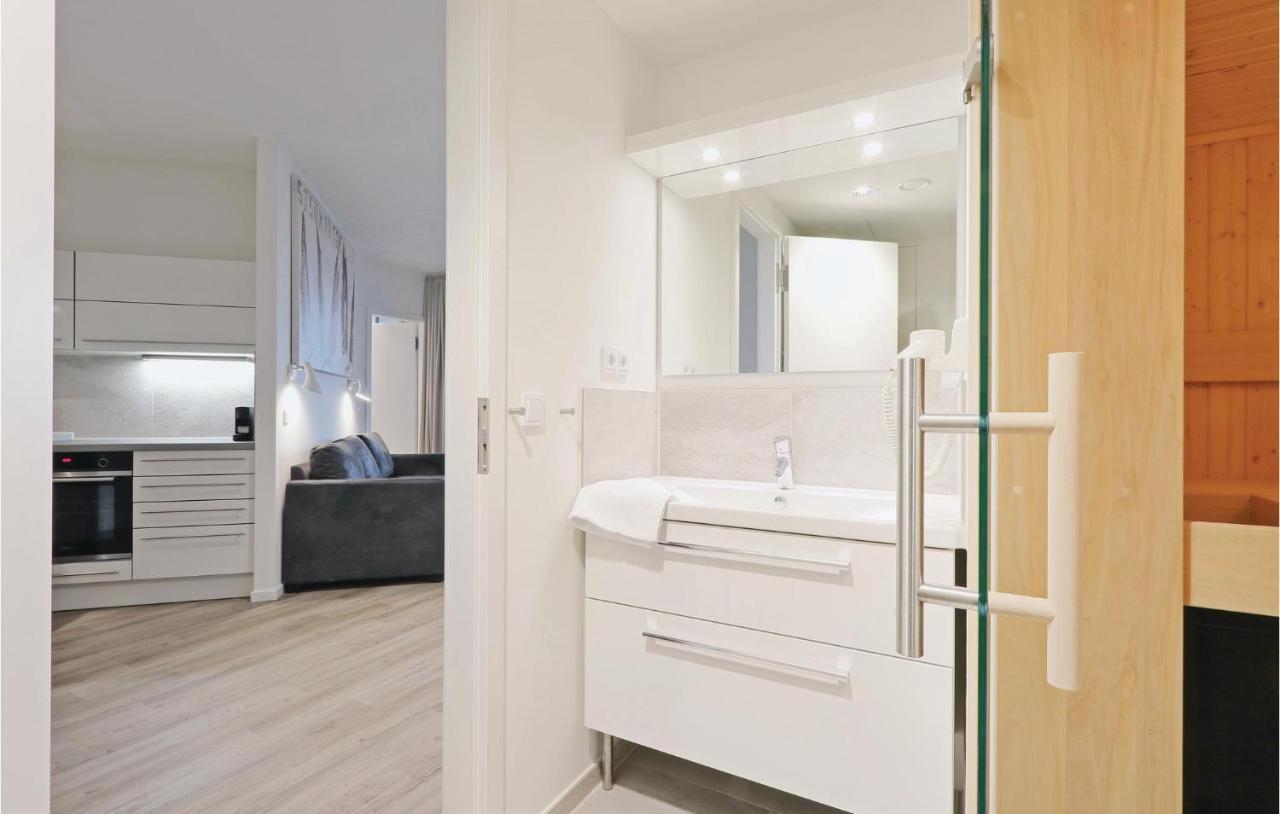 Cozy Apartment In Luebeck Travemuende With Sauna Exterior photo